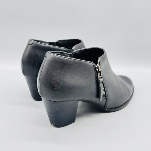 Vionic Boots Womens 8.5 Black Leather Taber Ankle Booties Side Zip Heel Comfort - Picture 7 of 10